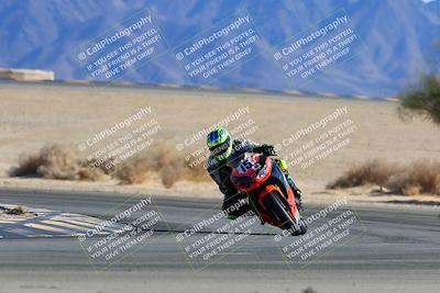 media/Jan-08-2022-SoCal Trackdays (Sat) [[1ec2777125]]/Turn 4 (1145am)/